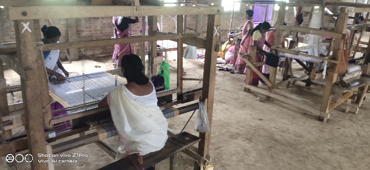 Handloom Weaver (Frame Loom) training at IIE Incubation Centre, Sarupathar, batch 33006, 10-09-2025