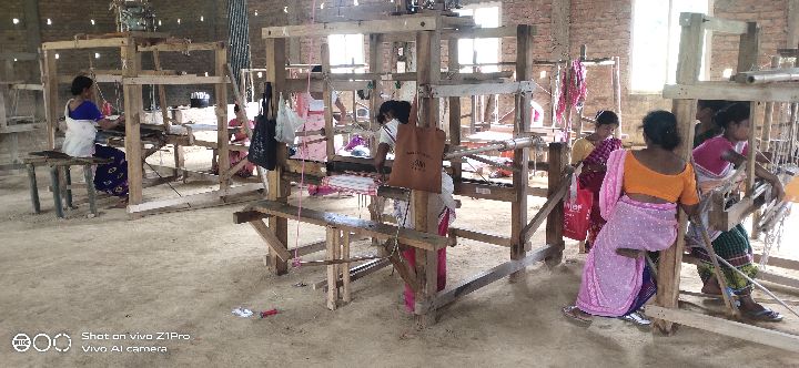 Silk Handloom Weaver training at IIE Incubation Centre, Sarupathar, batch 33115, 15-09-2025