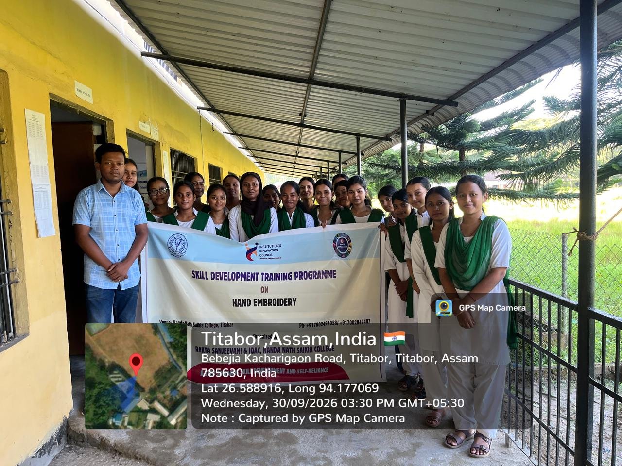 Trainees with programme banner